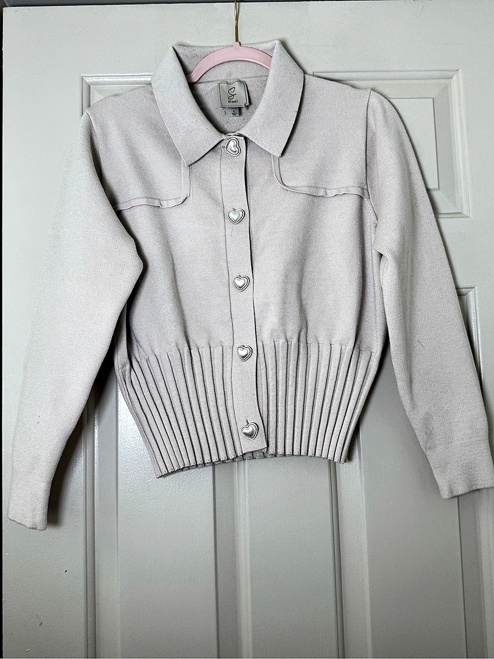 Sioni Heart Button Collared Cardigan in Pink Like New